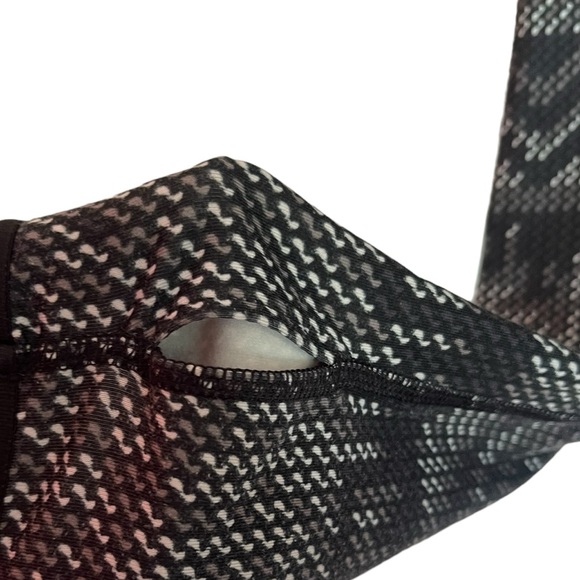 Nike Pro Womens Dri Fit Black Half Zip Pullover Size Large Running Workout - Picture 4 of 7